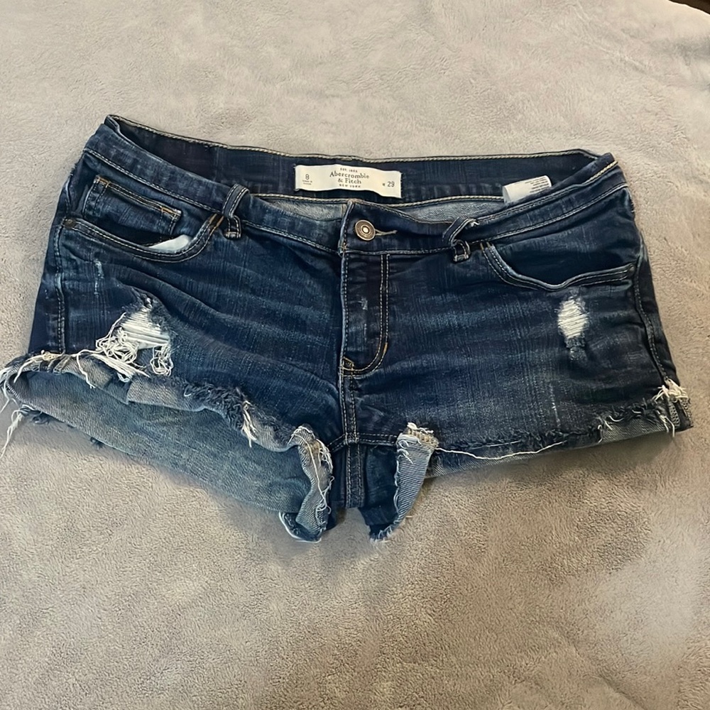 Abercrombie & Fitch distressed Denim shorts. Size 8, w29